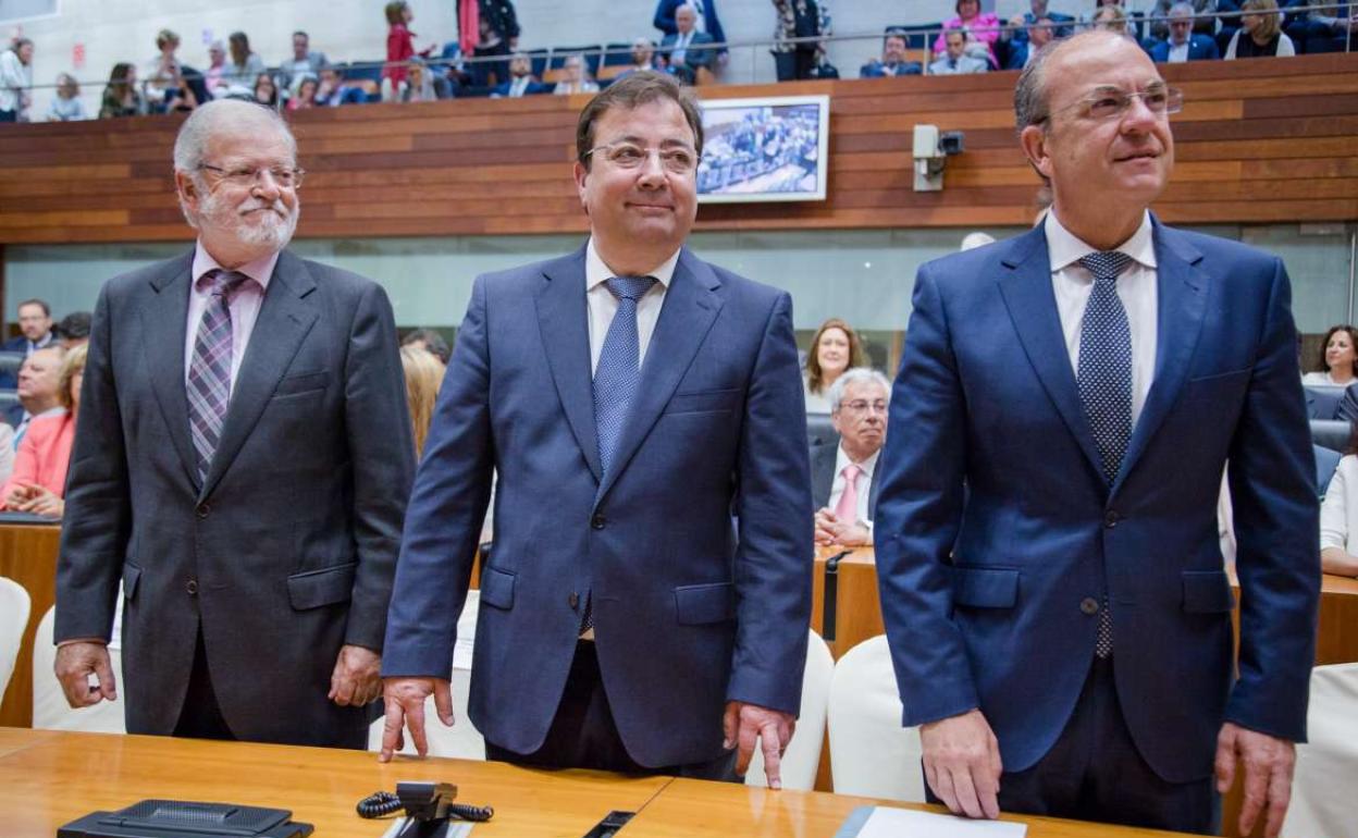 José Antonio Monago, Guillermo Fernández Vara y Juan Carlo Rodríguez Ibarra. 