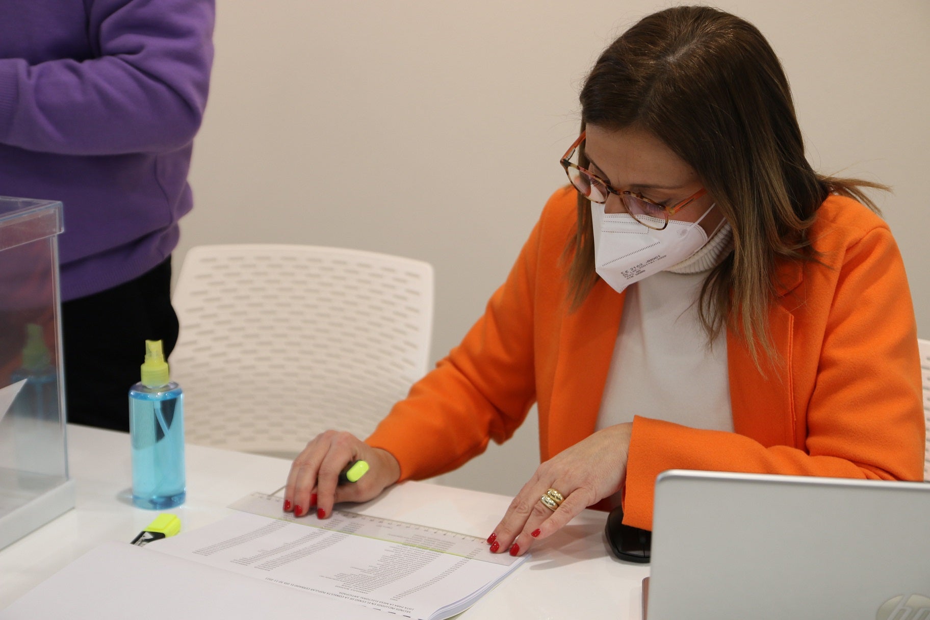 La asistencia el primer día de votación anticipada ha sido bastante alta. 