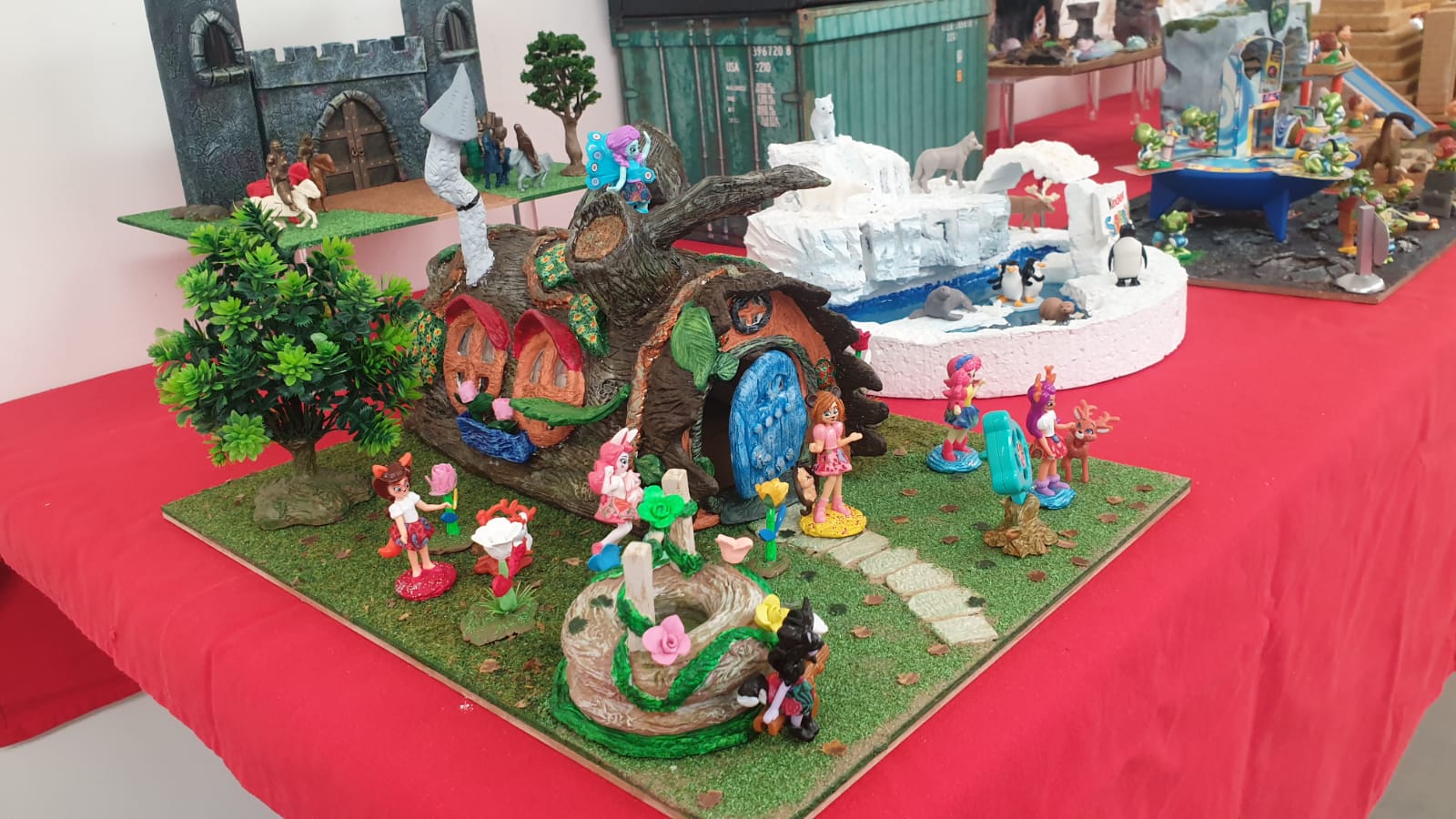 Visitantes en la XI Feria Internacional del Coleccionismo. 