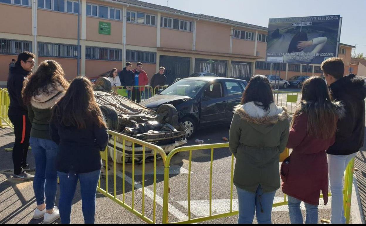 Las familias recibirán videos para prevenir adicciones en sus hijos