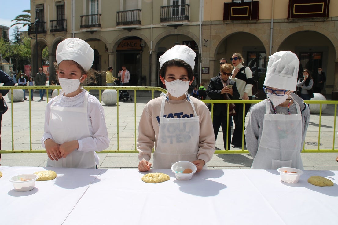 QUE NO SE PIERDA LA DULCE TRADICIÓN DEL HORNAZO