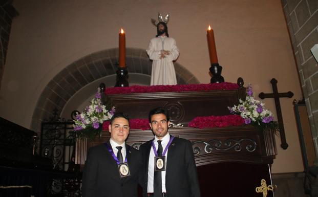Carlos García y Mario Romero son los capataces del paso del Cautivo. 