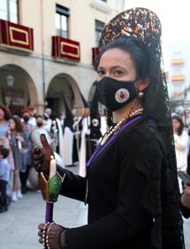 Imagen secundaria 2 - Algunas imágenes de la procesión del Jueves Santo.