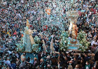 Imagen secundaria 1 - Ángel Corraliza, José Santiago Blázquez, Alfonso Ramos y Manuel Carmona que fueron los porteadores que llevaron a la Virgen. 
