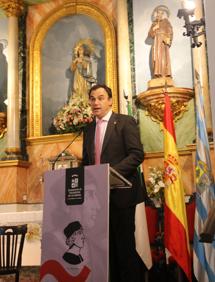 Imagen secundaria 2 - Arranca el Año Cultural de Nebrija inaugurando una placa en su memoria