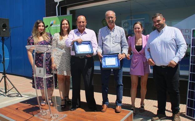 Homenaje a Emilio Atanasio y Pancracio López. 