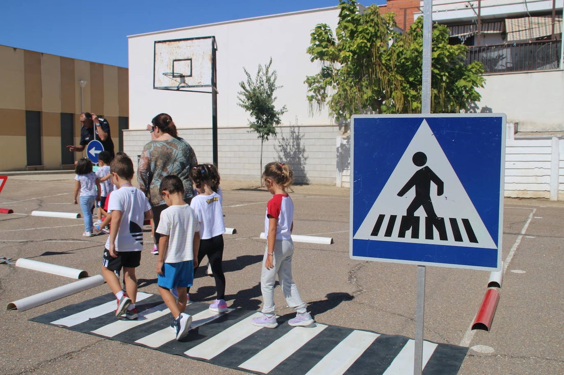 Los más pequeños aprenden a moverse por la ciudad de una forma segura y sostenible.
