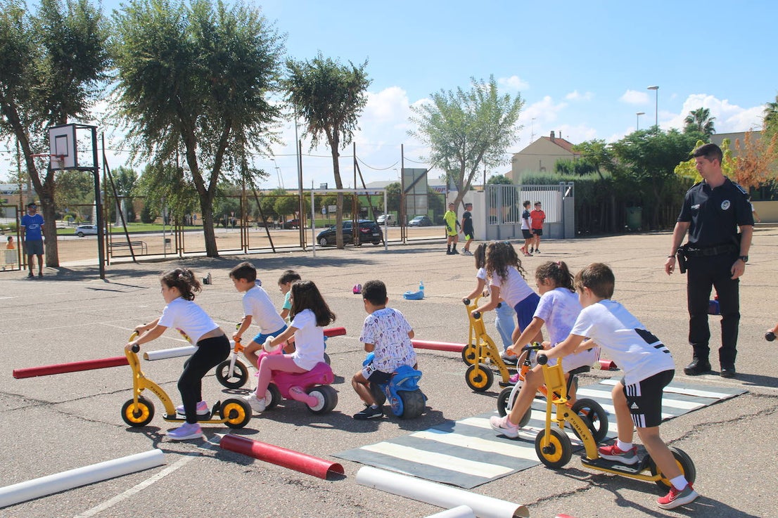 Los más pequeños aprenden a moverse por la ciudad de una forma segura y sostenible.