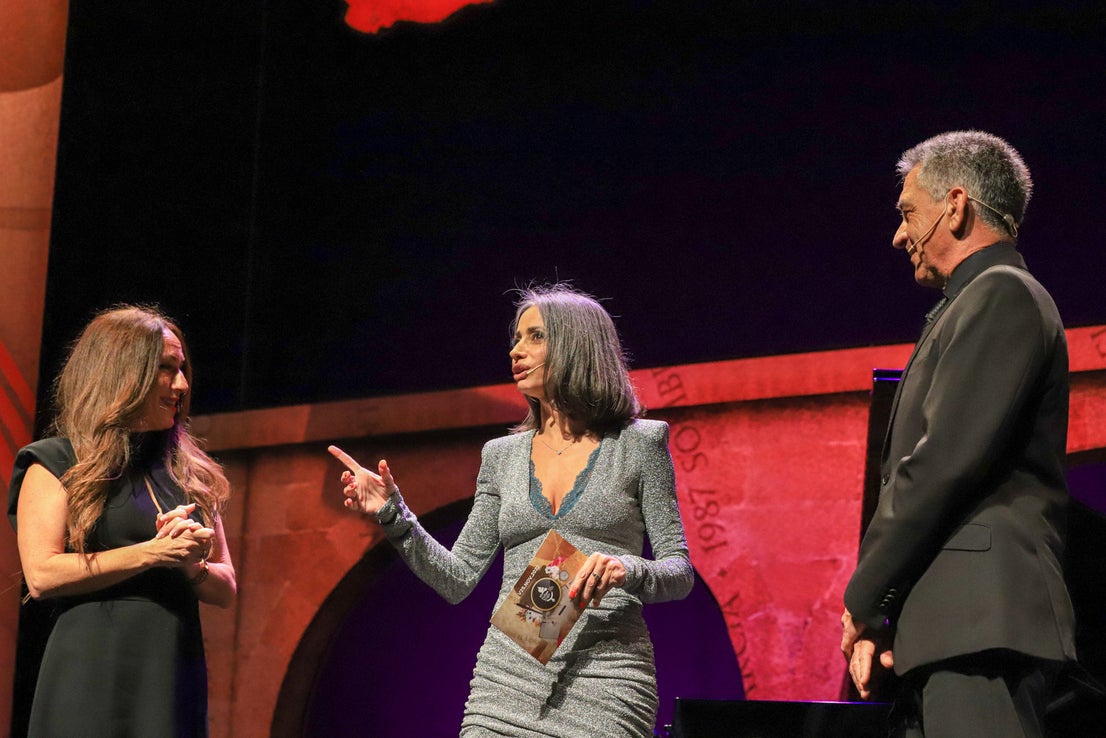 La gala del Felipe Trigo se celebró en el palacio de congresos con Sara Solomando como presentadora y la actuación de Marlango. 