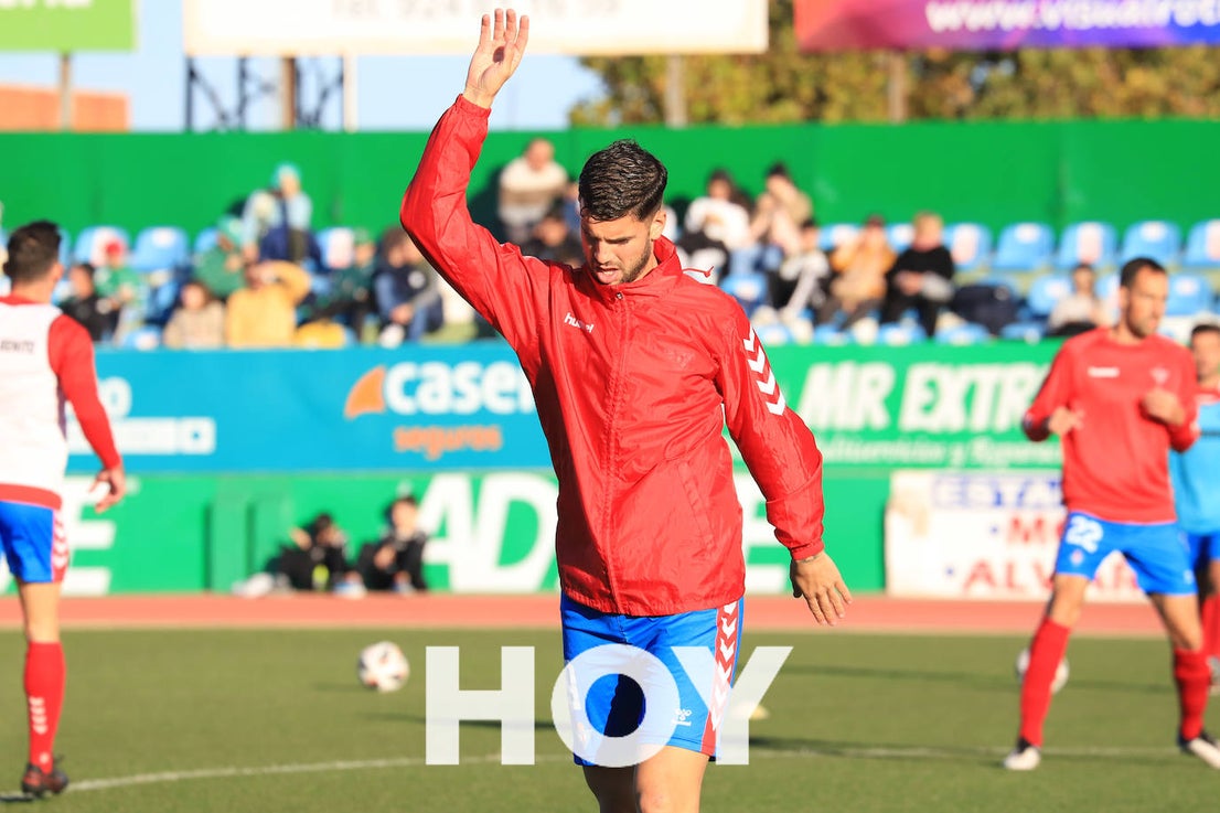 El Don Benito se llevó el derbi con un solitario gol de Pablo Rodríguez. 