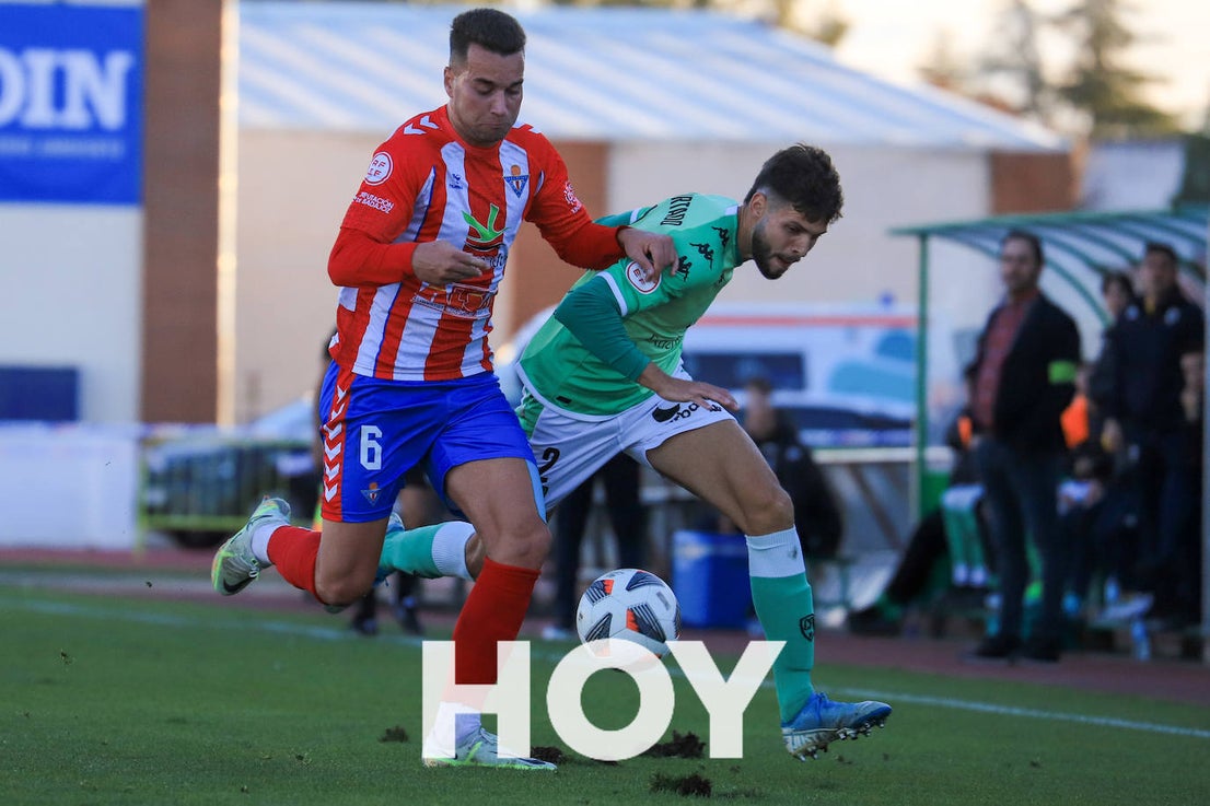 El Don Benito se llevó el derbi con un solitario gol de Pablo Rodríguez. 
