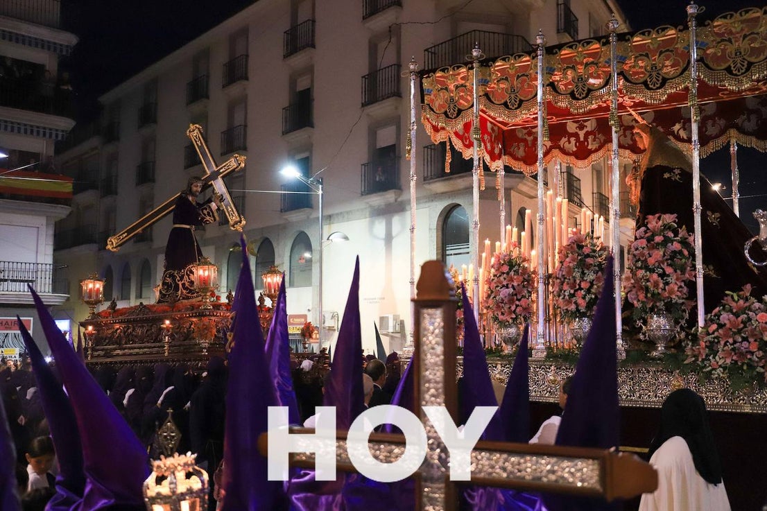 Villanueva arropa las procesiones de Semana Santa