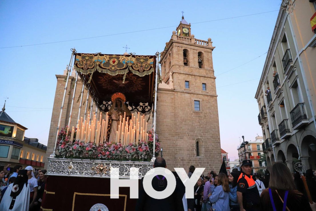 Villanueva arropa las procesiones de Semana Santa