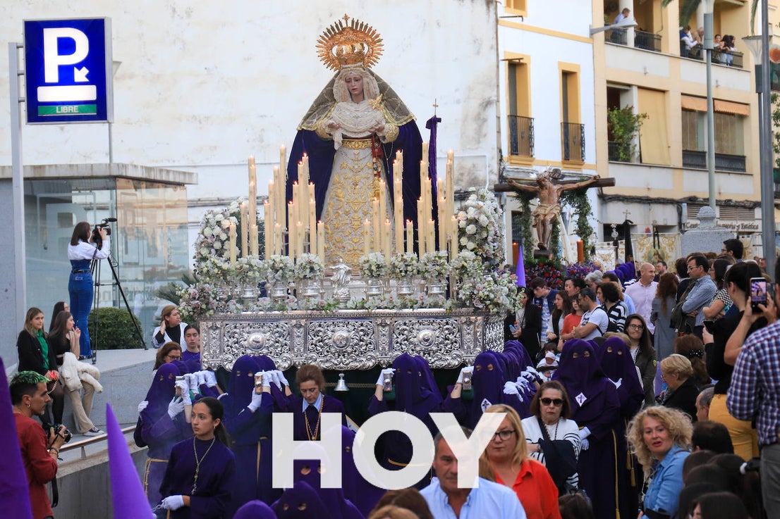 Villanueva arropa las procesiones de Semana Santa