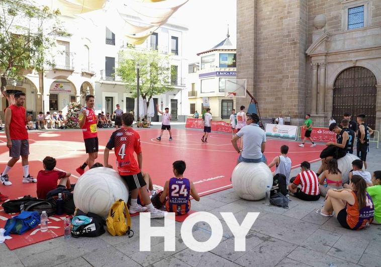 Calor y solidaridad en el Street Basket de Calderón
