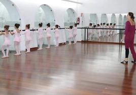 Las escuelas de cultura ofertan alrededor de 900 plazas