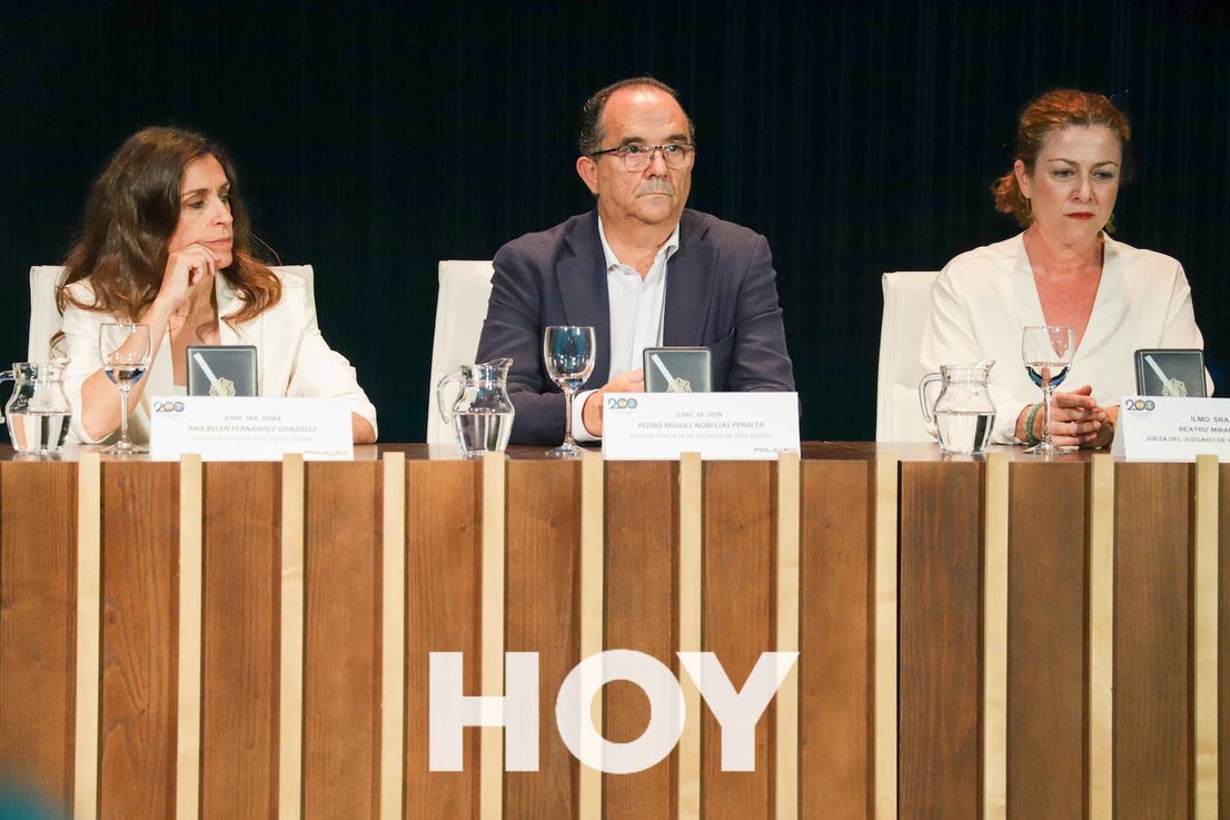 La celebración de los Ángeles Custodios de la Comisaría Don Benito-Villanueva
