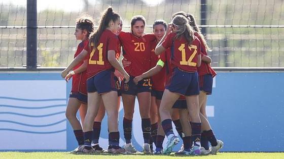 Sara Pérez, subcampeona con España del Torneo de Desarrollo de la UEFA
