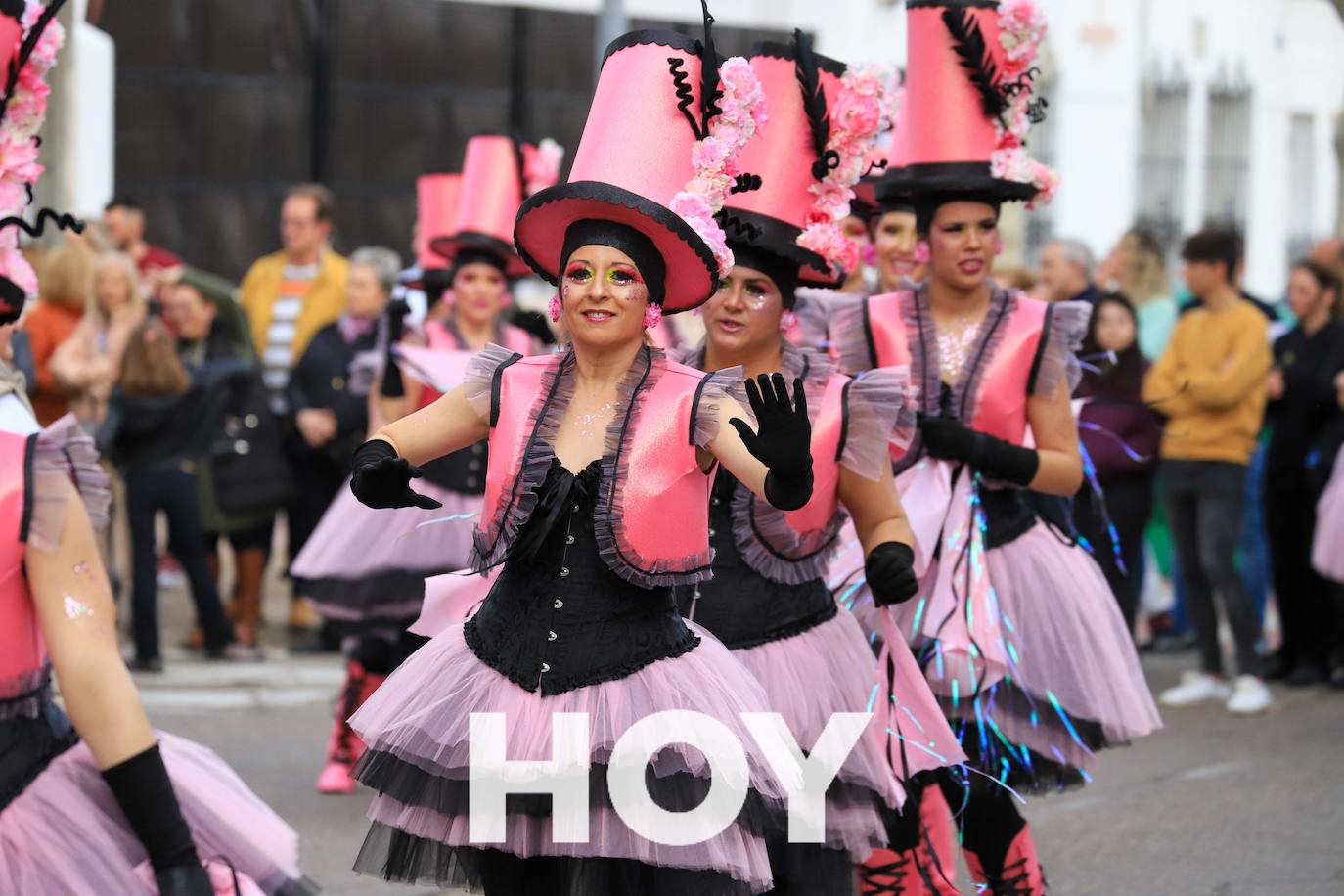El desfile se celebró este sábado con final en la plaza de España. 