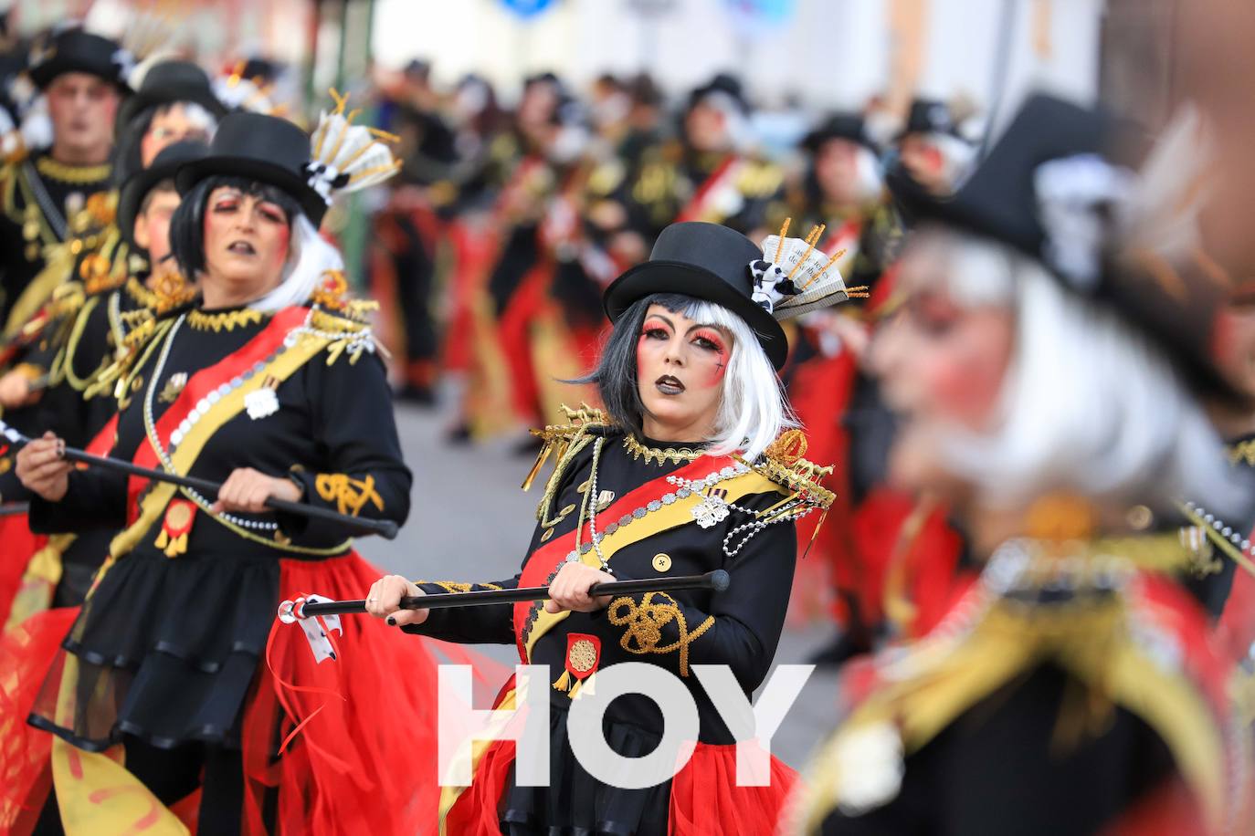 El desfile se celebró este sábado con final en la plaza de España. 