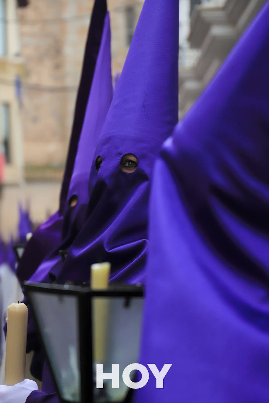 Excepcional Jueves Santo con el Nazareno y la Virgen del Calvario