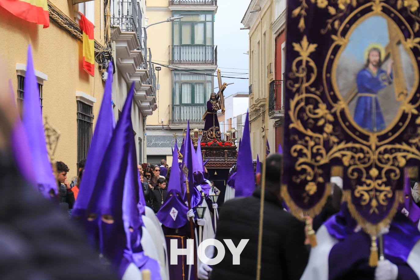 Excepcional Jueves Santo con el Nazareno y la Virgen del Calvario