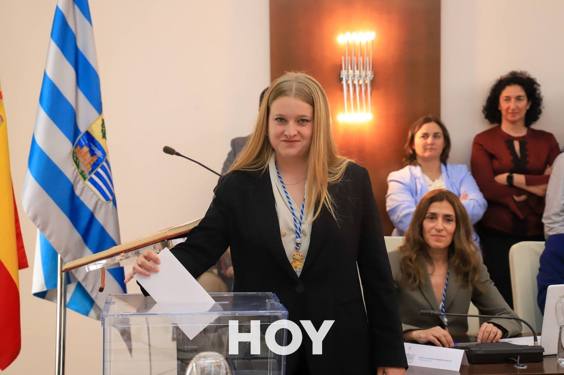 Ana Belén Fernández ya es la alcaldesa de Villanueva
