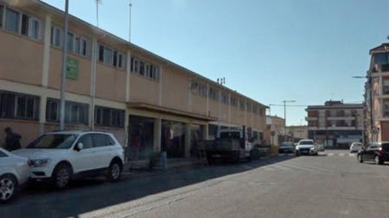 Educación descarta crear una segunda línea en El Pilar