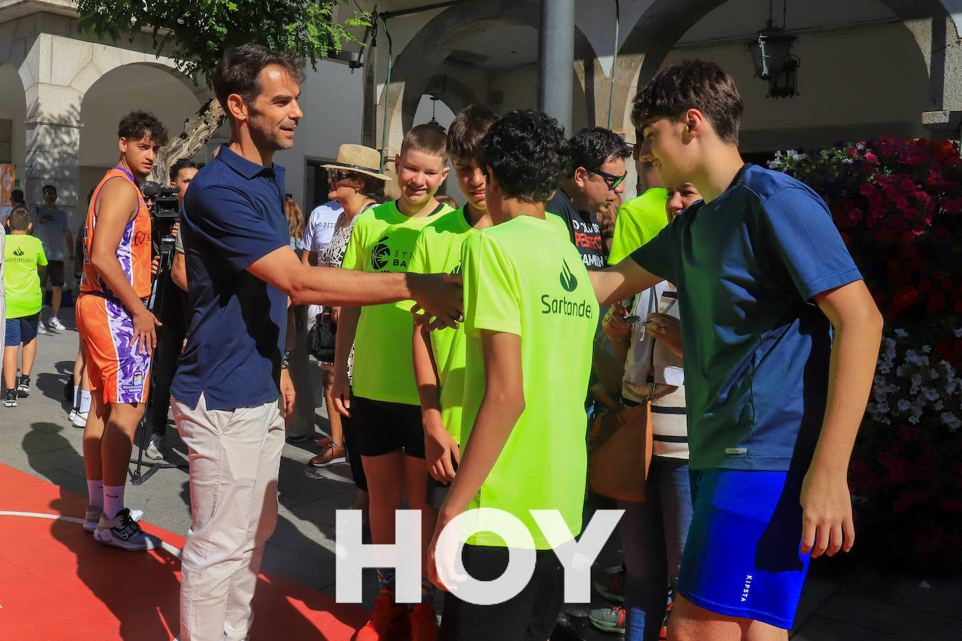 Calderón regresa a Villanueva para participar en la clausura de su circuito de 3x3