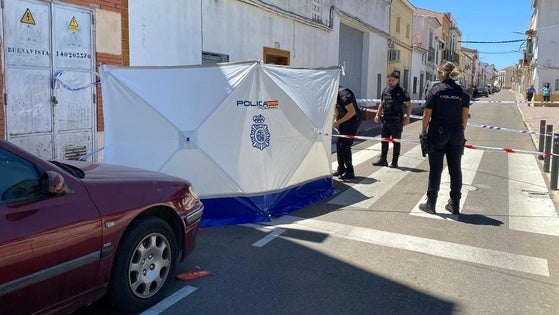 Fallece una mujer de 63 años tras precipitarse desde un tercer piso en la calle Buenavista