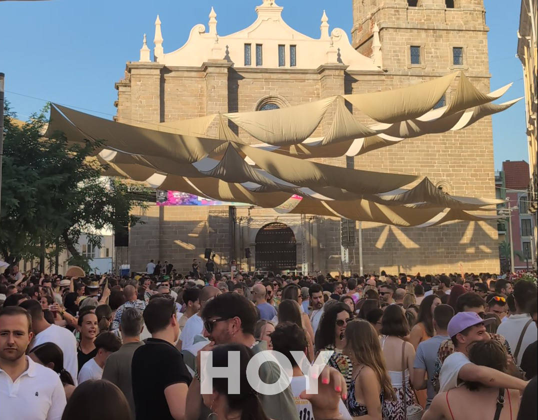 Una concurrida Feria de Día a pesar de las altas temperaturas