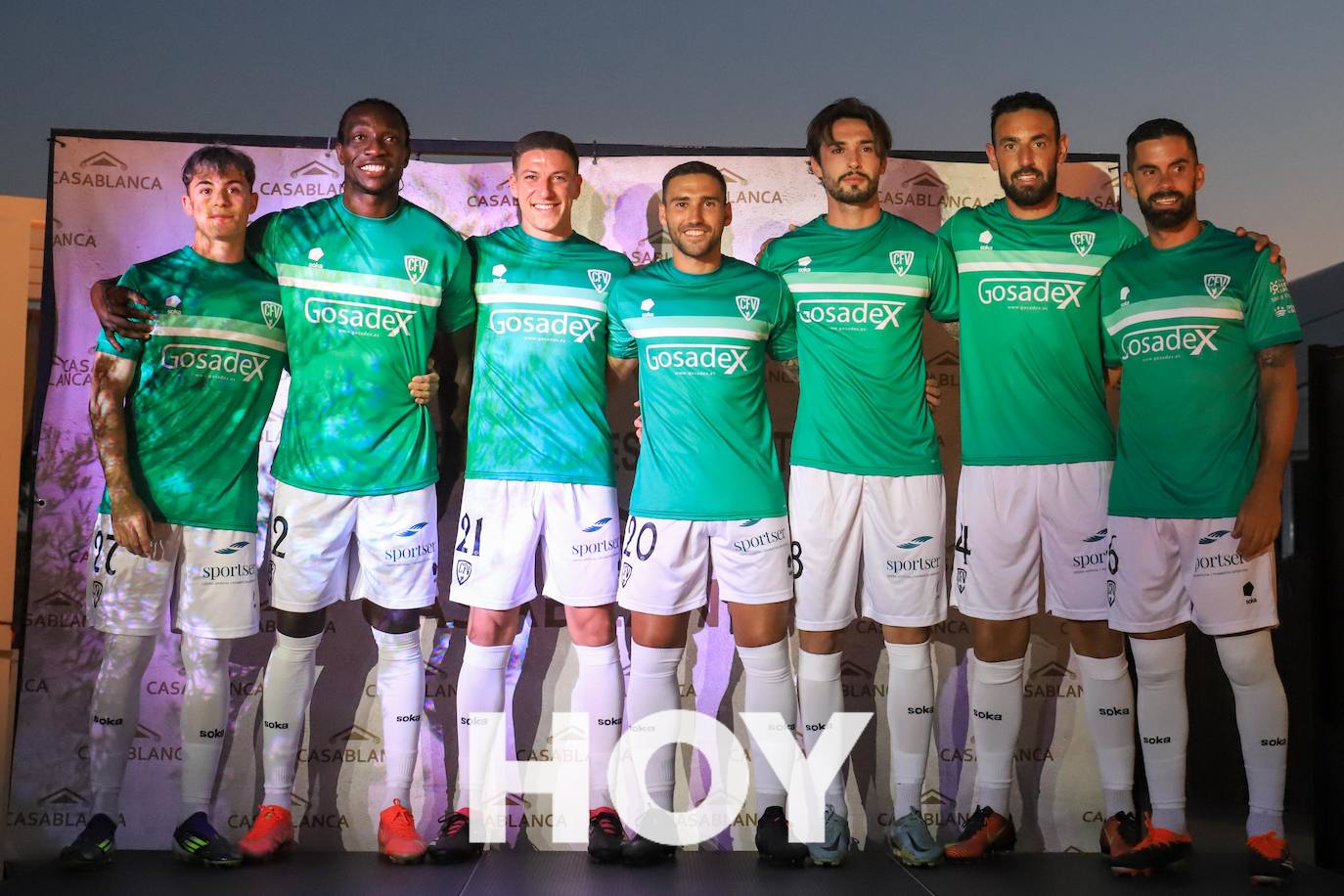 El Villanovense presenta sus nuevas armaduras de Soka