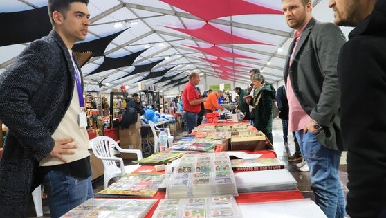 El pabellón Juan Hidalgo acogerá una jornada de intercambio de cromos