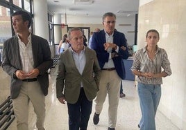 Visita a la estación de autobuses de Villanueva.