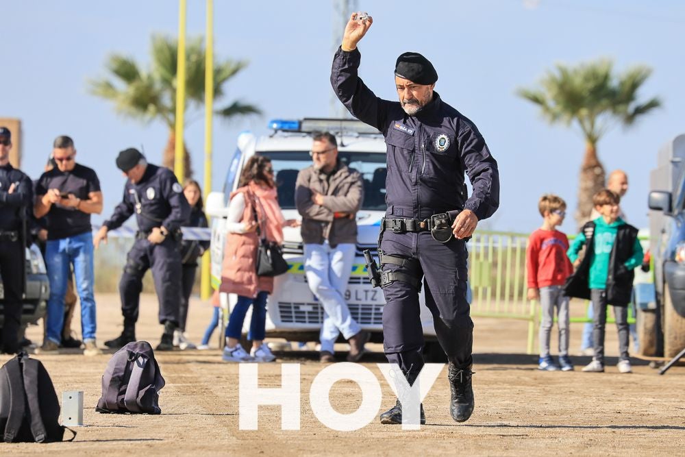 La Policía Local presume de su Unidad Canina en su 175º aniversario