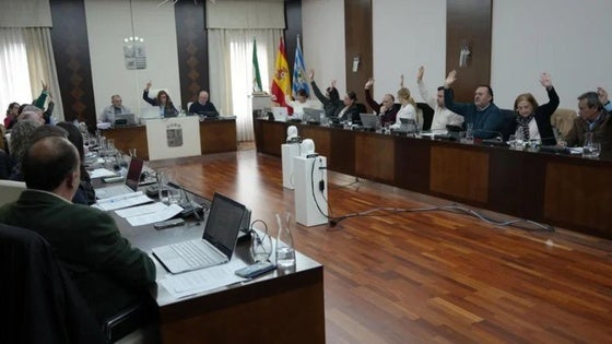 El PSOE aprueba un Presupuesto de 25,54 millones
