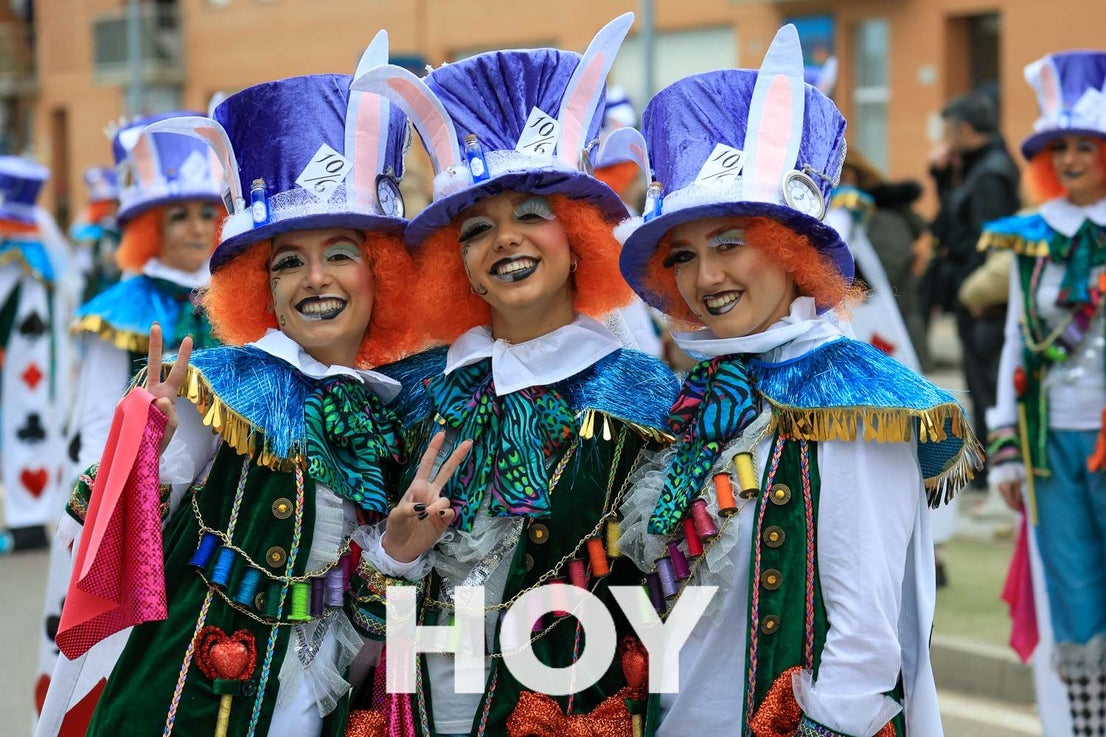 Algunas imágenes del desfile de carnaval en Villanueva