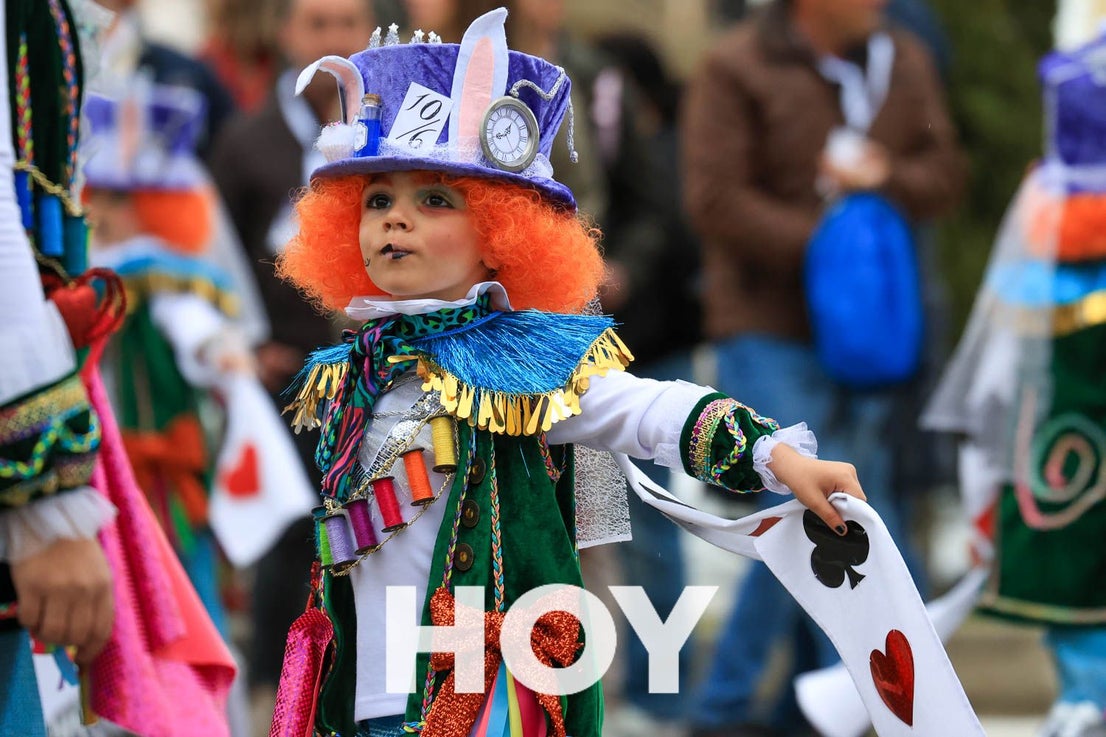 Algunas imágenes del desfile de carnaval en Villanueva
