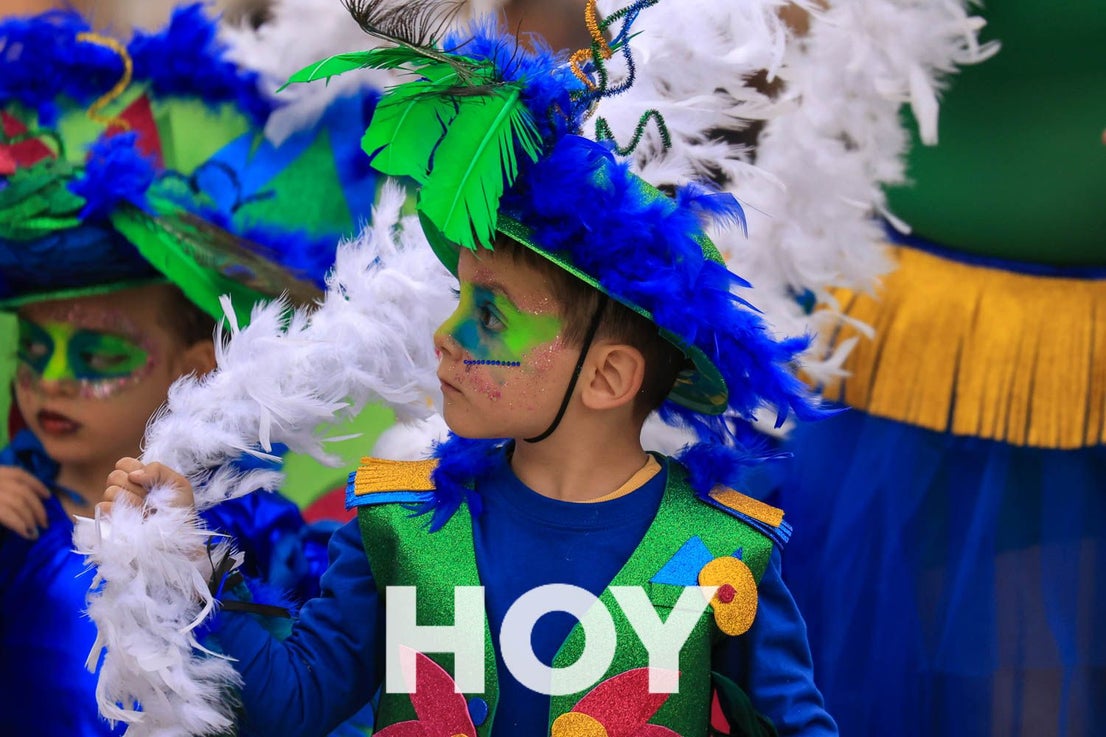Algunas imágenes del desfile de carnaval en Villanueva