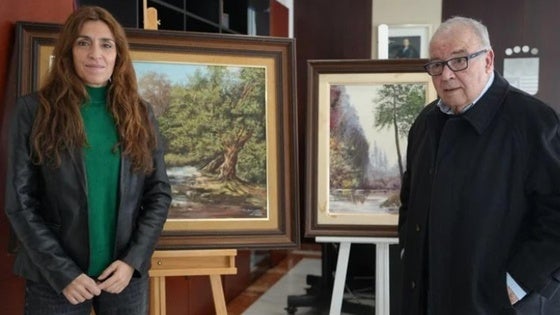 El Ayuntamiento recibe dos cuadros de Rufino Mendoza