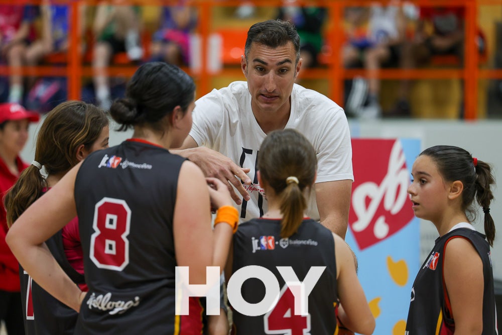 Los más pequeños juegan por un día en la NBA