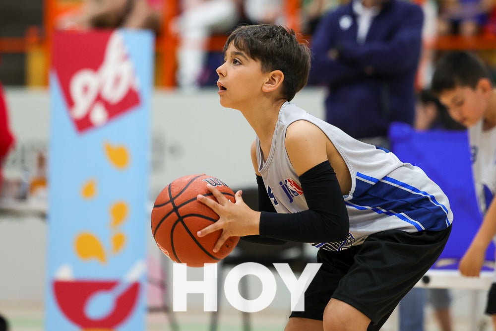 Los más pequeños juegan por un día en la NBA