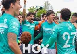 Imágenes del triunfo vital del Villanovense contra el Granada B