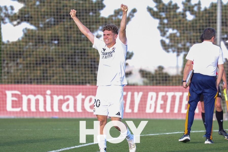 Las imágenes de la derrota del Villanovense contra el Madrid C