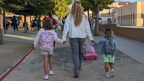 Este lunes se abre el plazo de solicitud de becas escolares