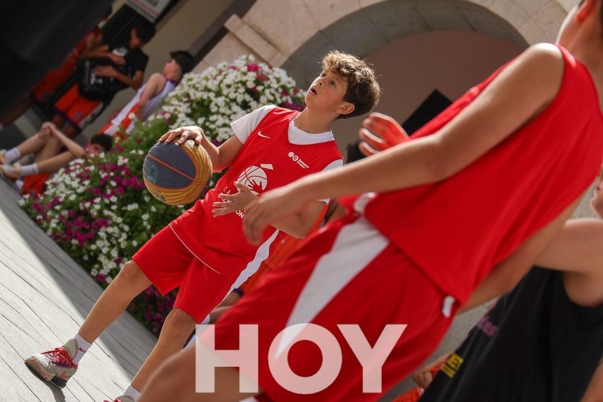 Las mejores imágenes del 3x3 Street Basket de Calderón
