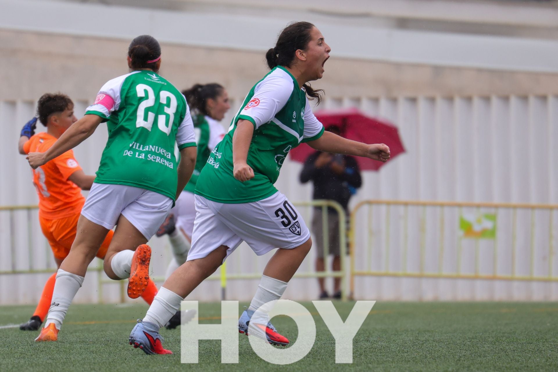 El Villanovense se estrena en casa con un empate