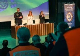 La Policía Local celebra su día con varios reconocimientos