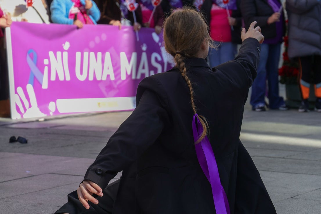Imágenes del 25-N en Villanueva de la Serena