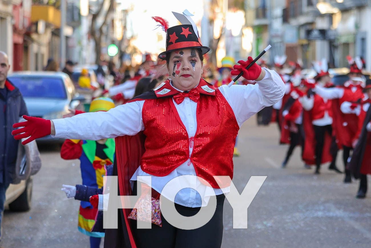 Fotos | Desfile de comparsas del Carnaval de Villanueva 2026 (II)